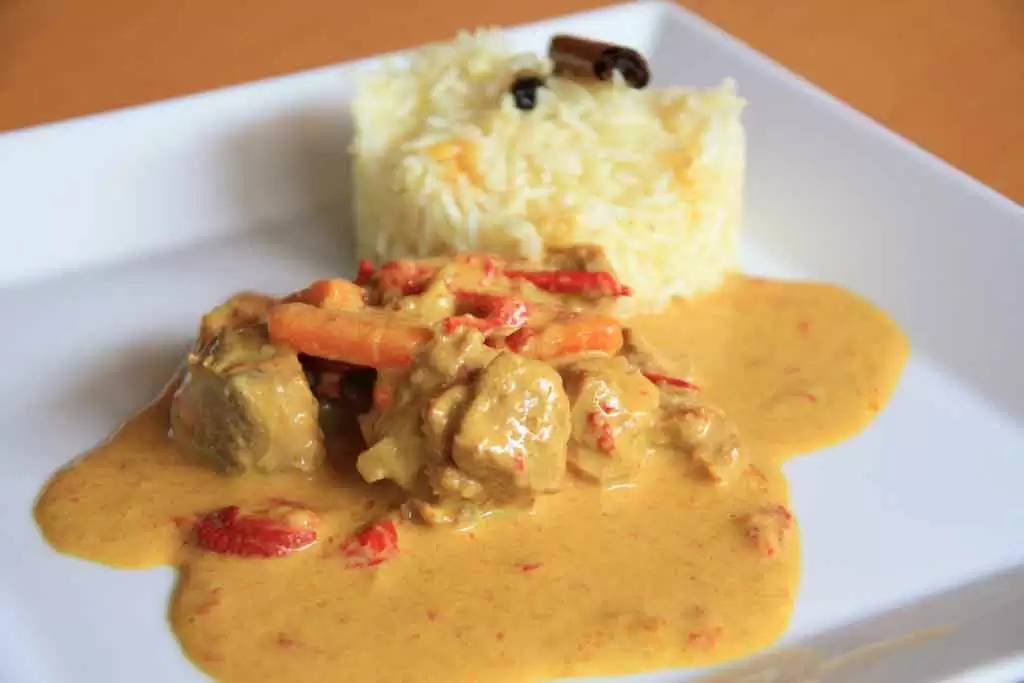 Chicken Korma with Saffron (Gluten-Free)