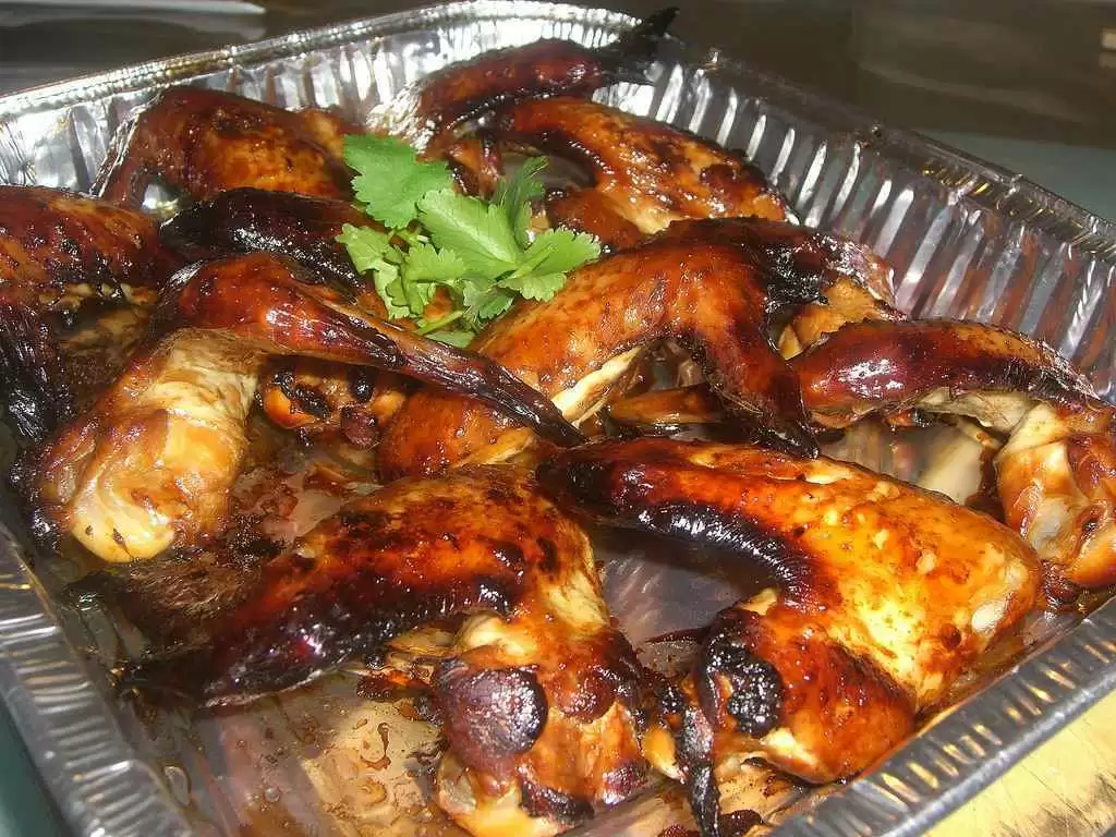 Sweet Hot Pepper Chicken Wings (Gluten-Free) - Pepper and honey make delicious chicken wings. Photo: CC--alpha