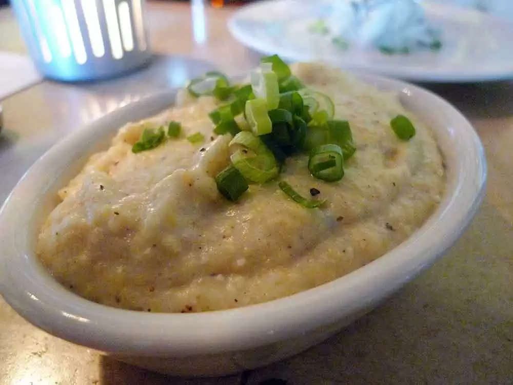 Are Grits Gluten-Free and Safe for People with Celiac Disease?