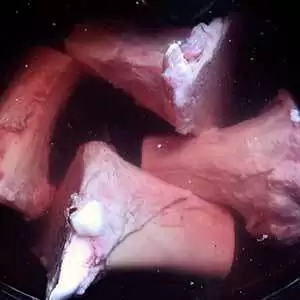 Healing, Nutritious Beef Bone Broth (Gluten-Free)