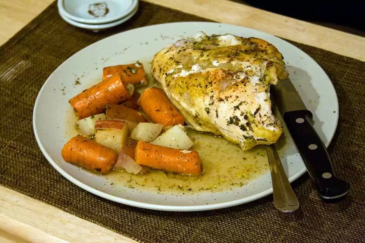 Slow Cook Mediterranean-Style Garlic Lemon Chicken (Gluten-Free)