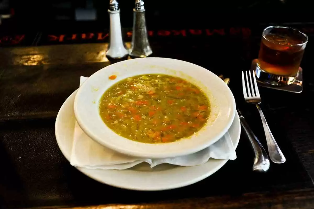 Slow-Cook Split Pea Soup with Ham (Gluten-Free)