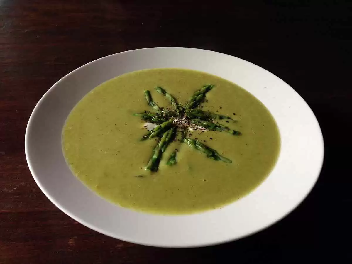 Creamy Fresh Asparagus Soup (Gluten-Free)