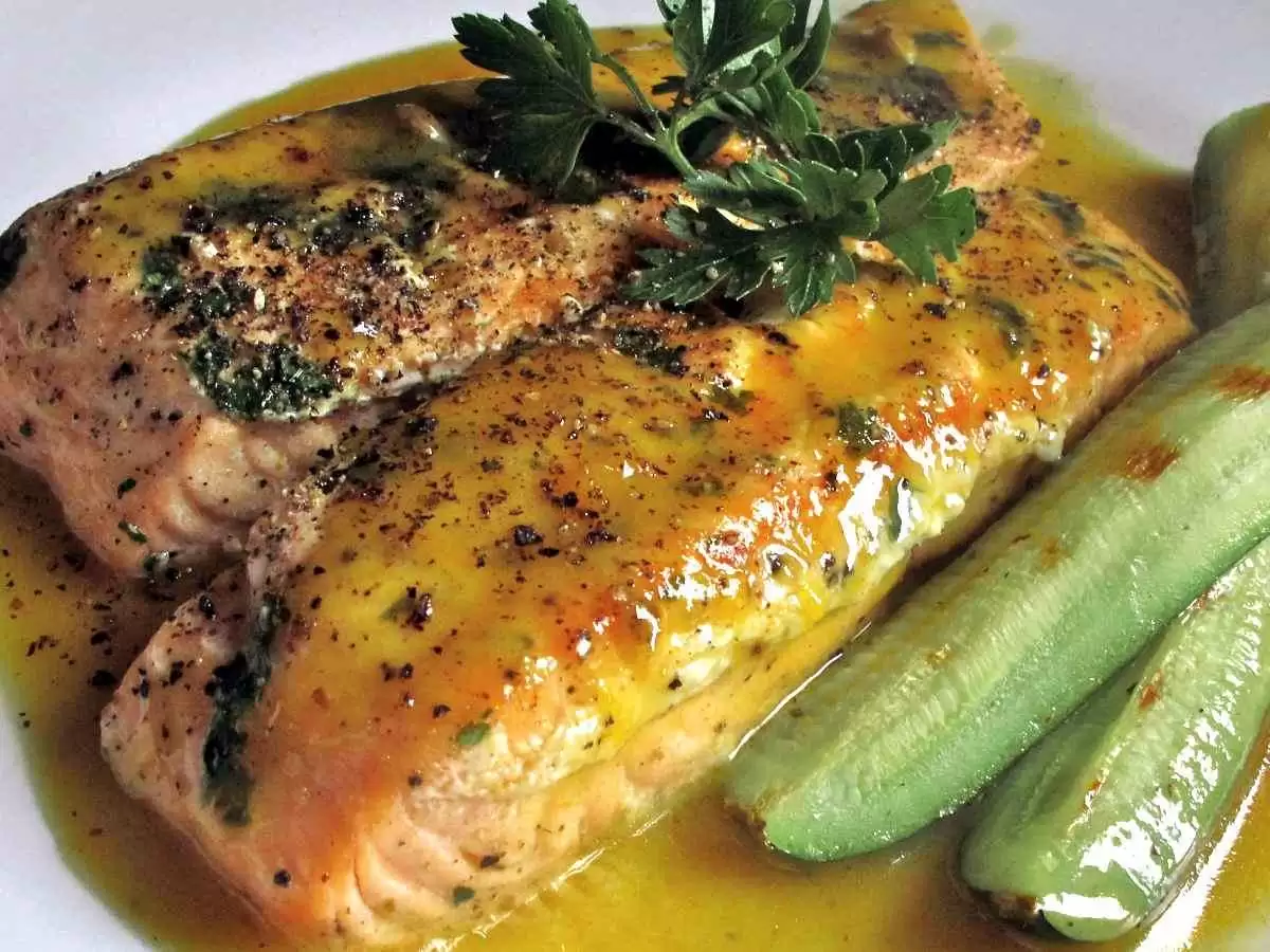 Honey-Ginger Grilled Salmon (Gluten-Free) - Grilled salmon. Image: CC BY 2.0--Khrl Zhfr