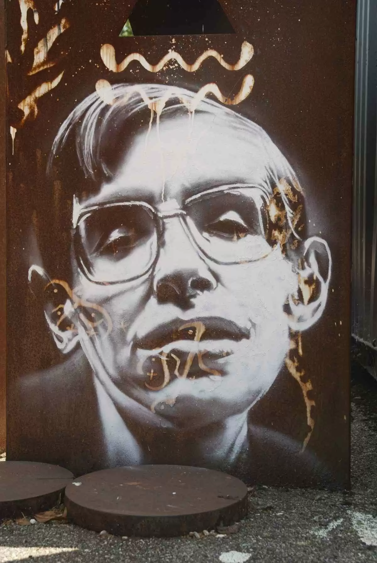 Genetic Study Shows No Solid Connection between ALS and Autoimmune Disorders - Stephen Hawking, painted portrait. Image: CC BY 2.0--Abode of Chaos