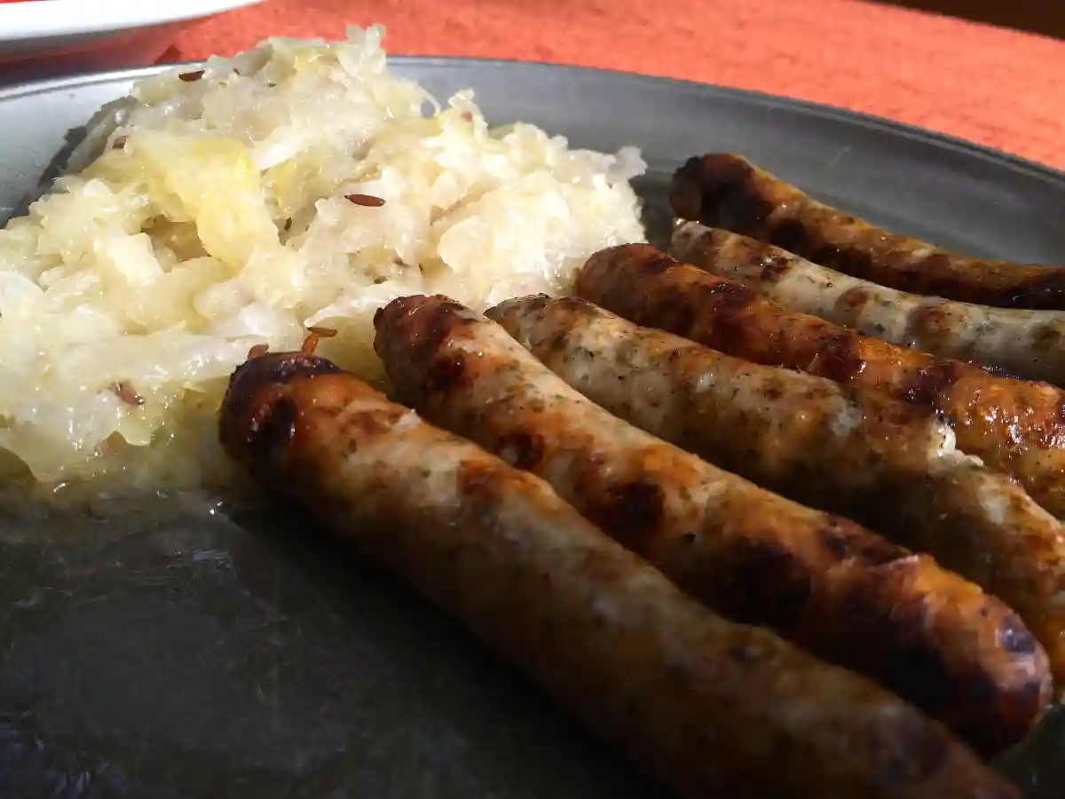 Gluten-Free Sauerkraut and Sausages - Nürnberger Rostbratwürste mit Sauerkraut. Lecker! by adactio is licensed under CC BY 2.0.