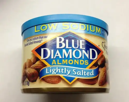 Are Blue Diamond Almonds Gluten-Free? - Almonds by Fieryspirit is licensed under CC BY-ND 2.0.