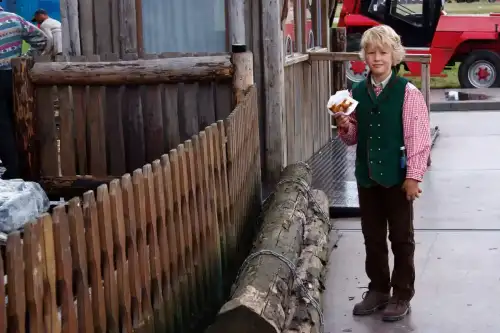 Are Pretzels Gluten-Free? - Boy with Pretzel by Caro Kolumna is licensed under CC BY-SA 2.0.