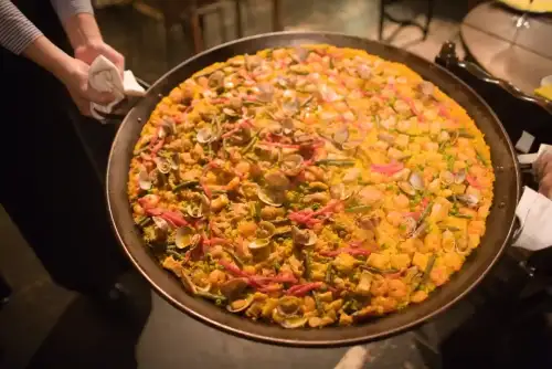 Gluten-Free Spanish Paella - Paella by Charles Haynes is licensed under CC BY-SA 2.0.